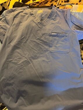 Light Blue V-Neck Medical Scrub Top with Chest Pocket